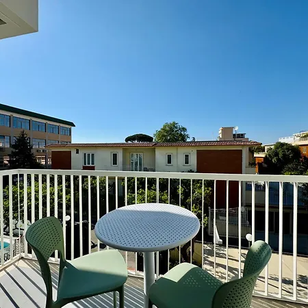La Pergola 4*