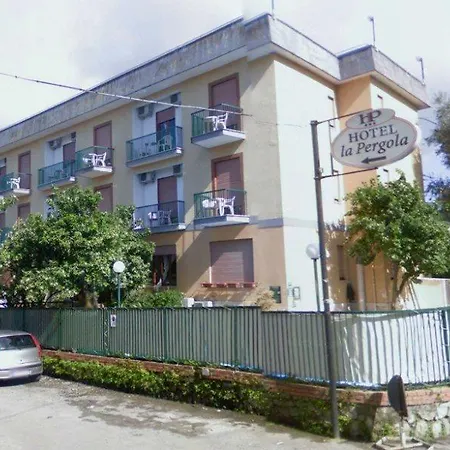 Hotel La Pergola 4*