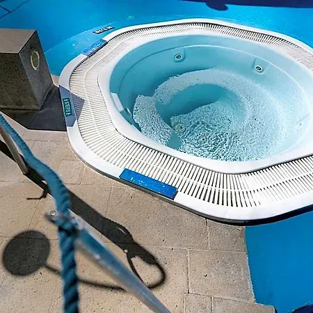 La Pergola 4*